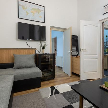 Inside Edge Apartment Budapest Exterior foto